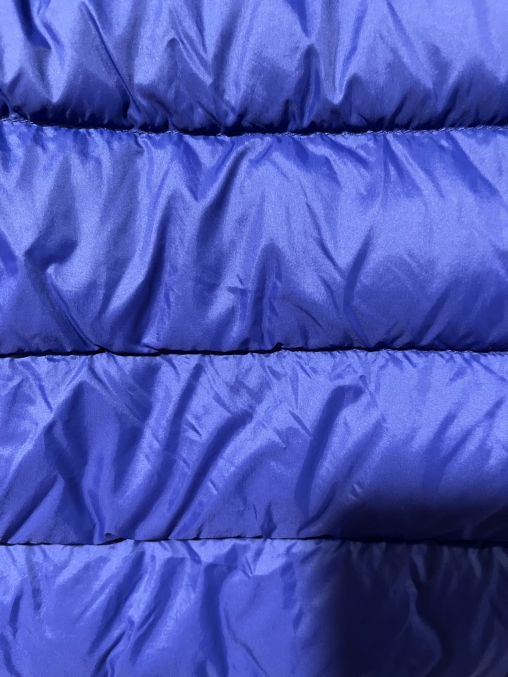 Eddie Bauer Womens Hooded Lightweigt Puffer Jacket in Royal Blue - Picture 5 of 6